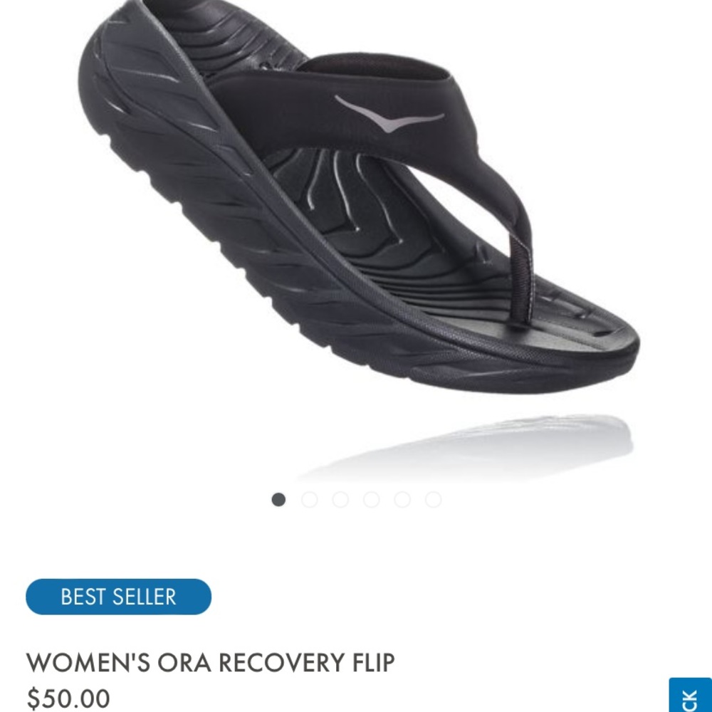 Hoka one one womens ora recovery flip in black size 8